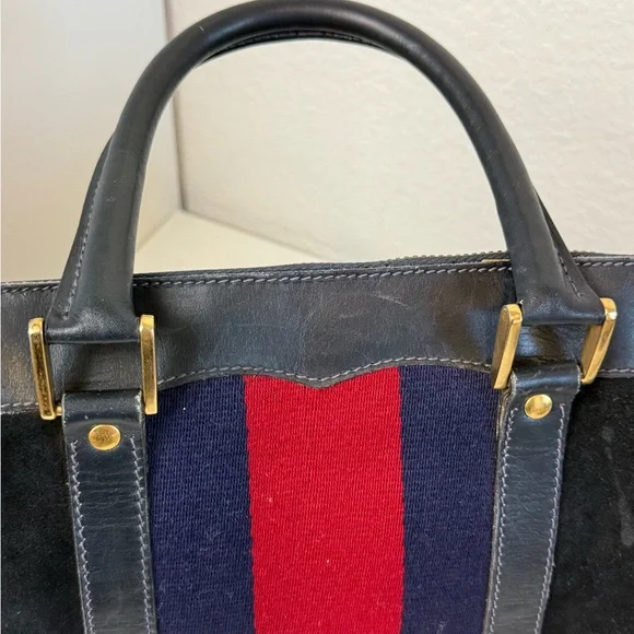Vintage Gucci Black Suede Boston bag Duffle overnight lock/key COA - Picture 12 of 16